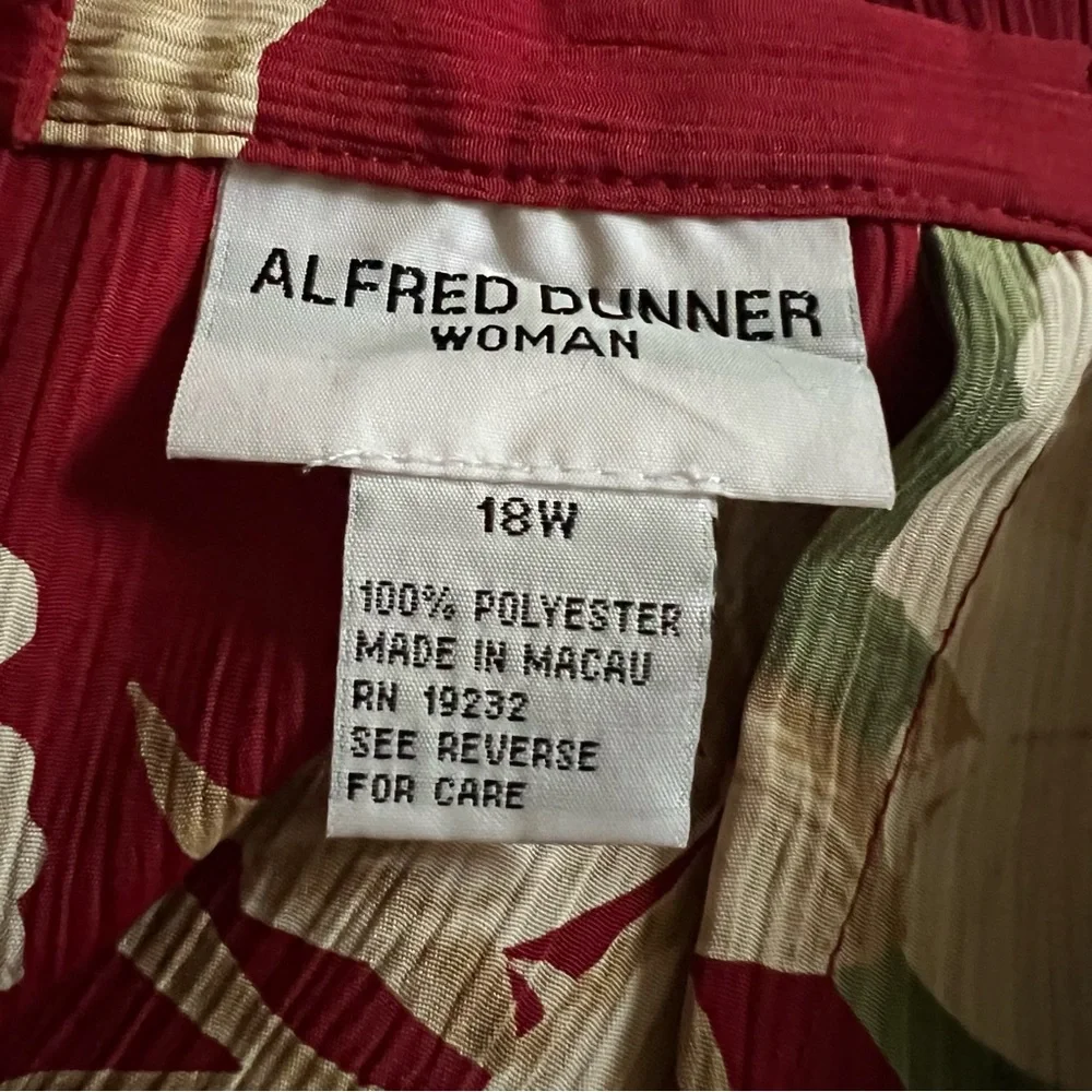 Vintage Alfred Dunner Hawaiian Red Tropical Print Midi skirt, size 18W